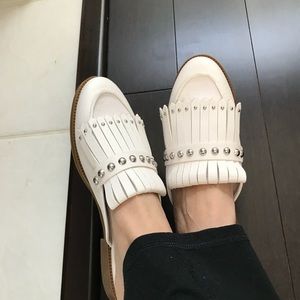 NWOTWhite studded fringe mules.Sz.8.5